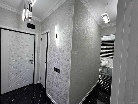 Satılır 2 otaqlı mənzil 70 m²