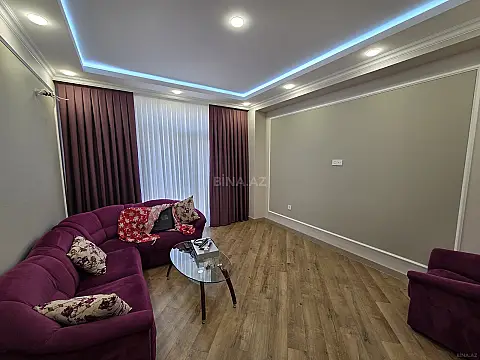 Kirayə verilir 2 otaqlı mənzil 90 m²