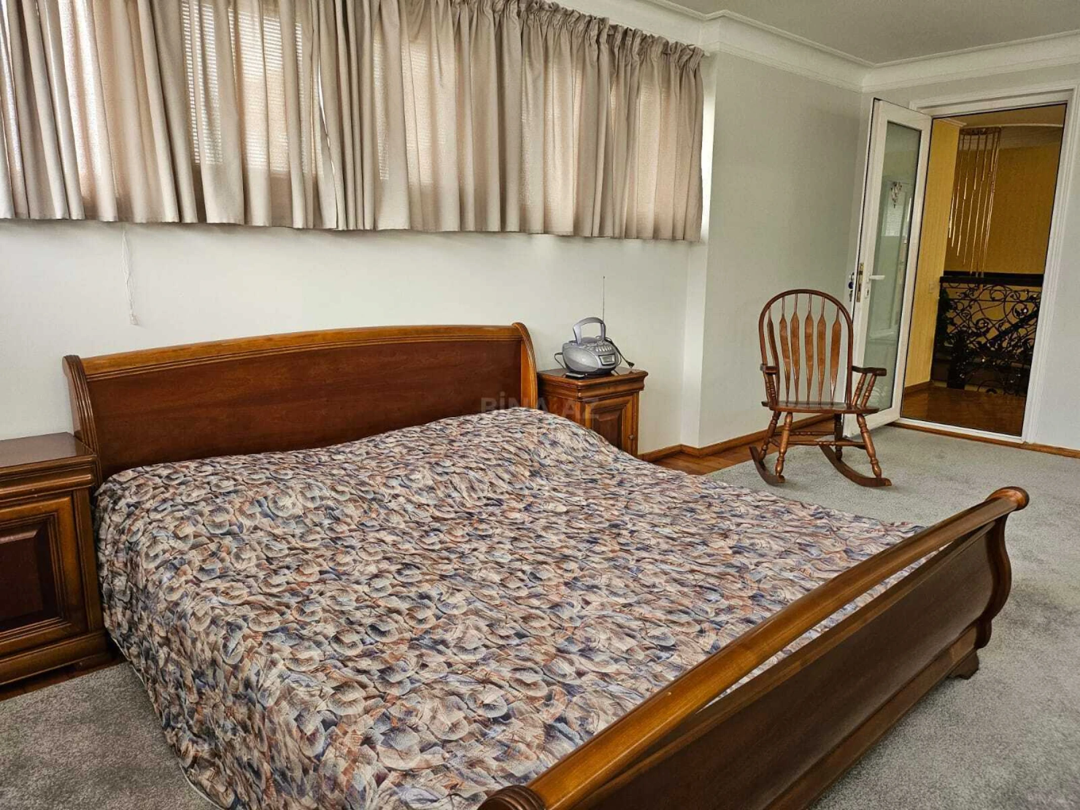 Kirayə verilir 7 otaqlı həyət evi 700 m²