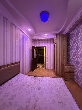 Satılır 2 otaqlı mənzil 52 m²