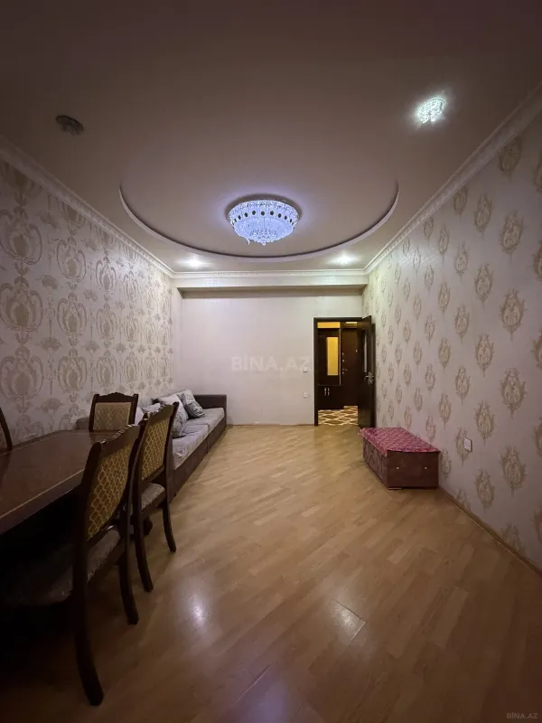 Satılır 2 otaqlı mənzil 52 m²