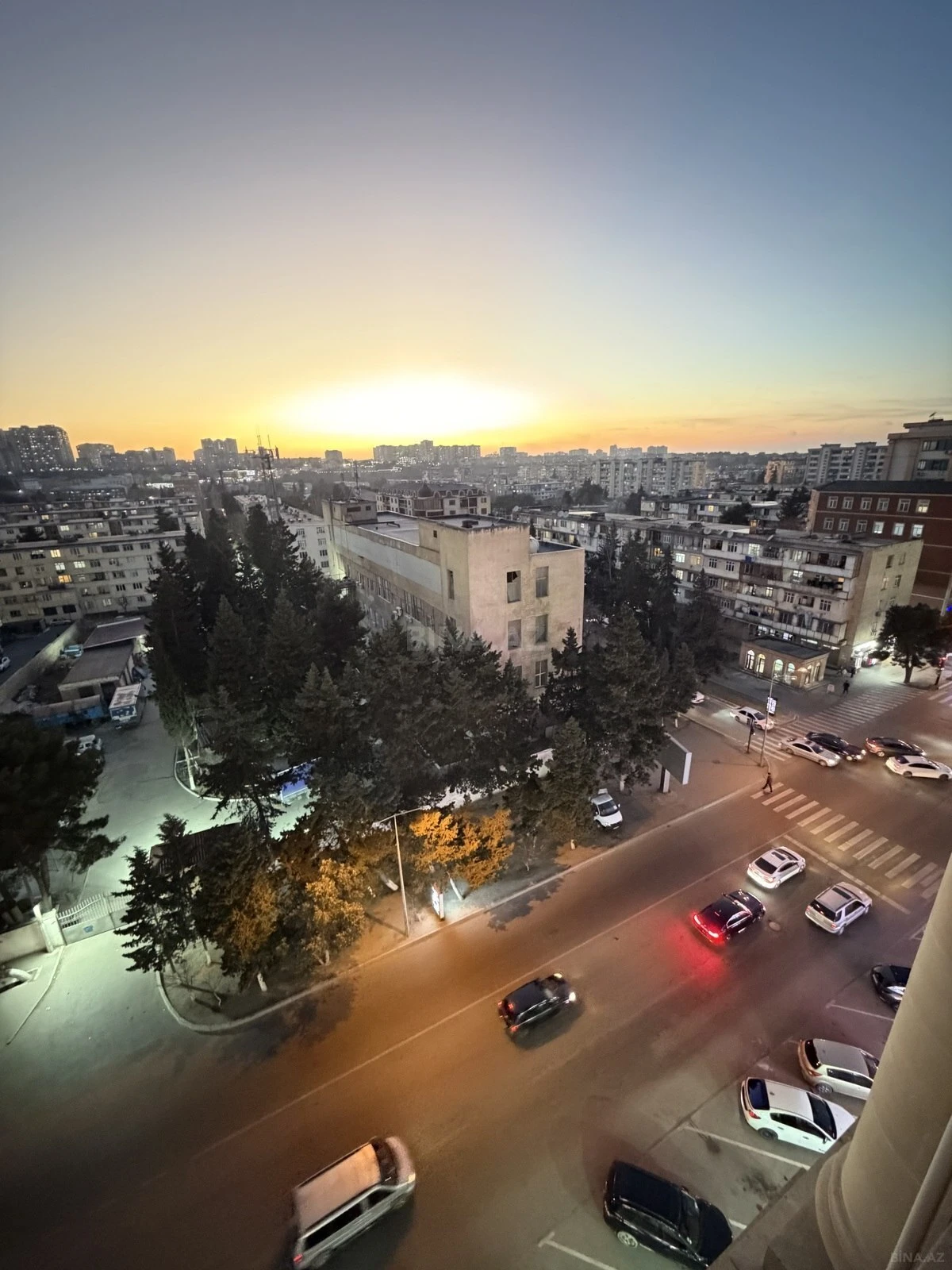 Satılır 2 otaqlı mənzil 52 m²