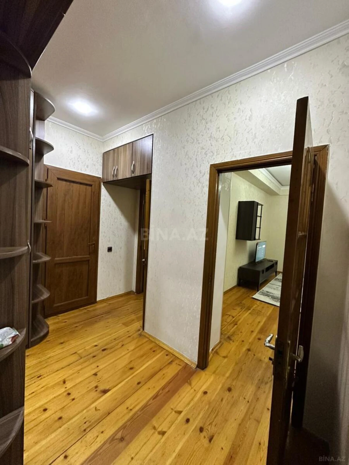 Kirayə verilir 3 otaqlı mənzil 68 m²