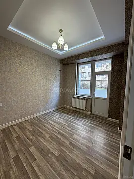 Satılır 3 otaqlı mənzil 74.4 m²