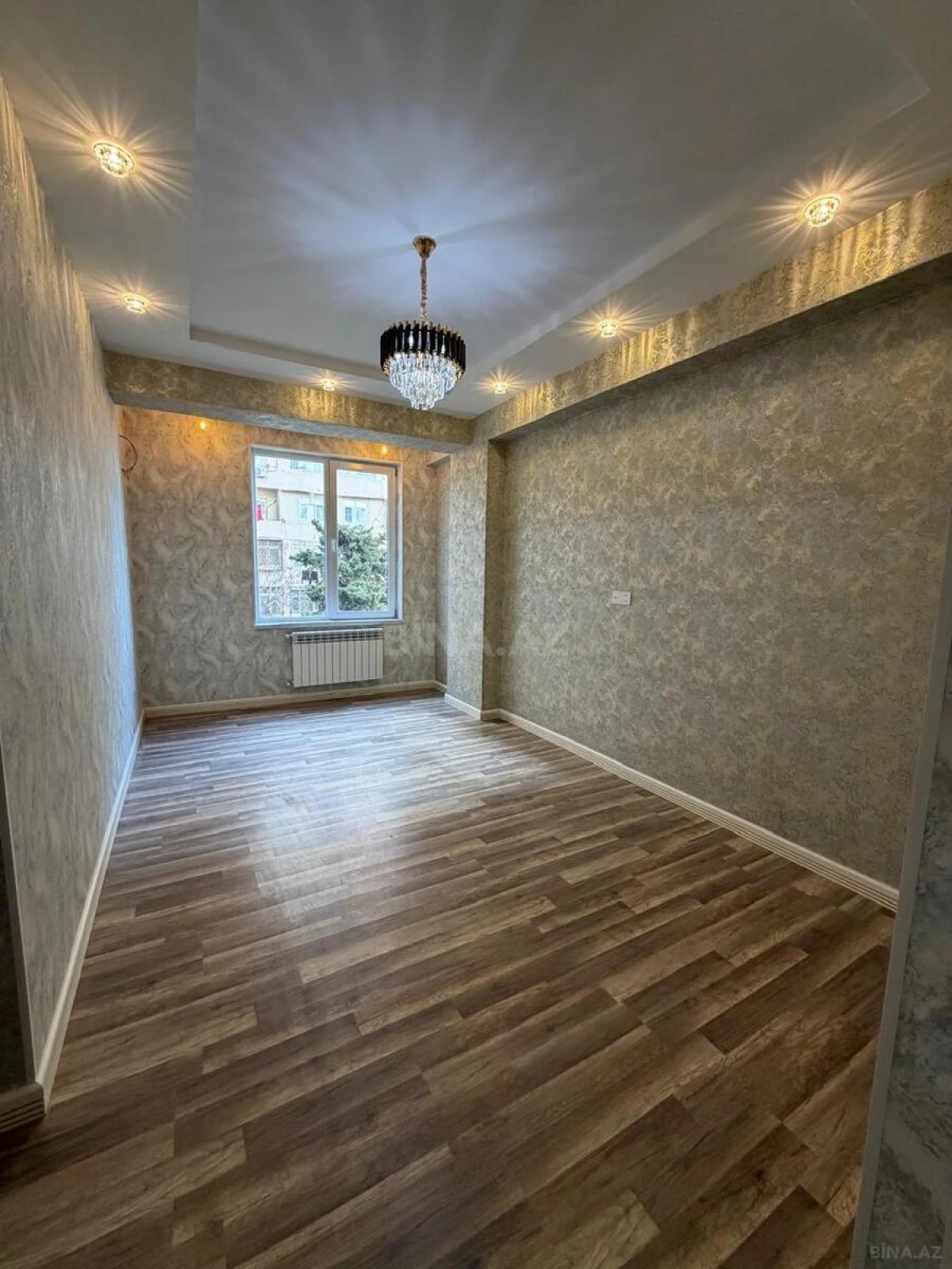 Satılır 3 otaqlı mənzil 74.4 m²