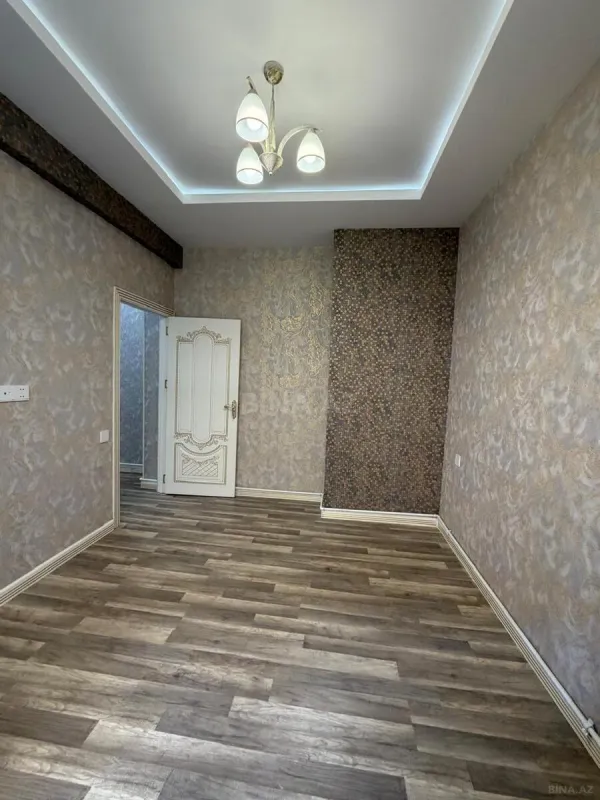 Satılır 3 otaqlı mənzil 74.4 m²
