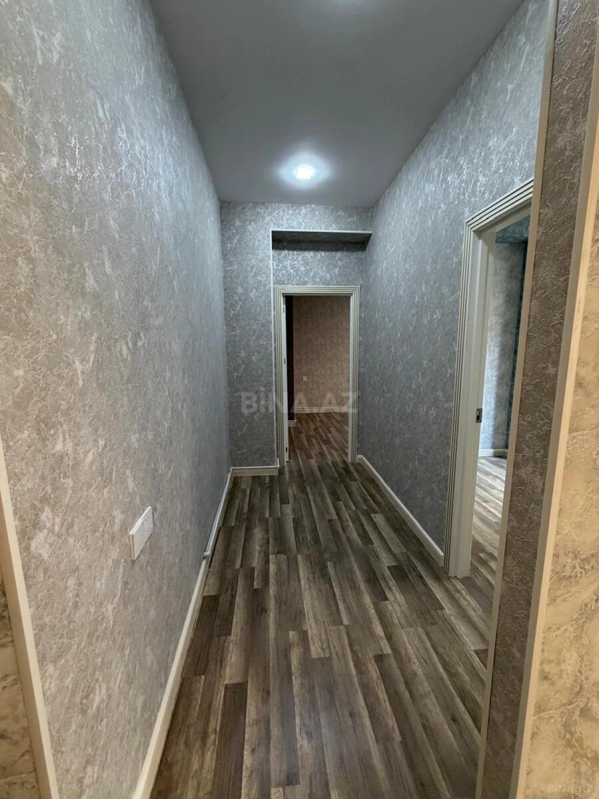 Satılır 3 otaqlı mənzil 74.4 m²