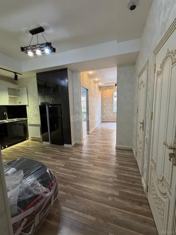 Satılır 3 otaqlı mənzil 74.4 m²