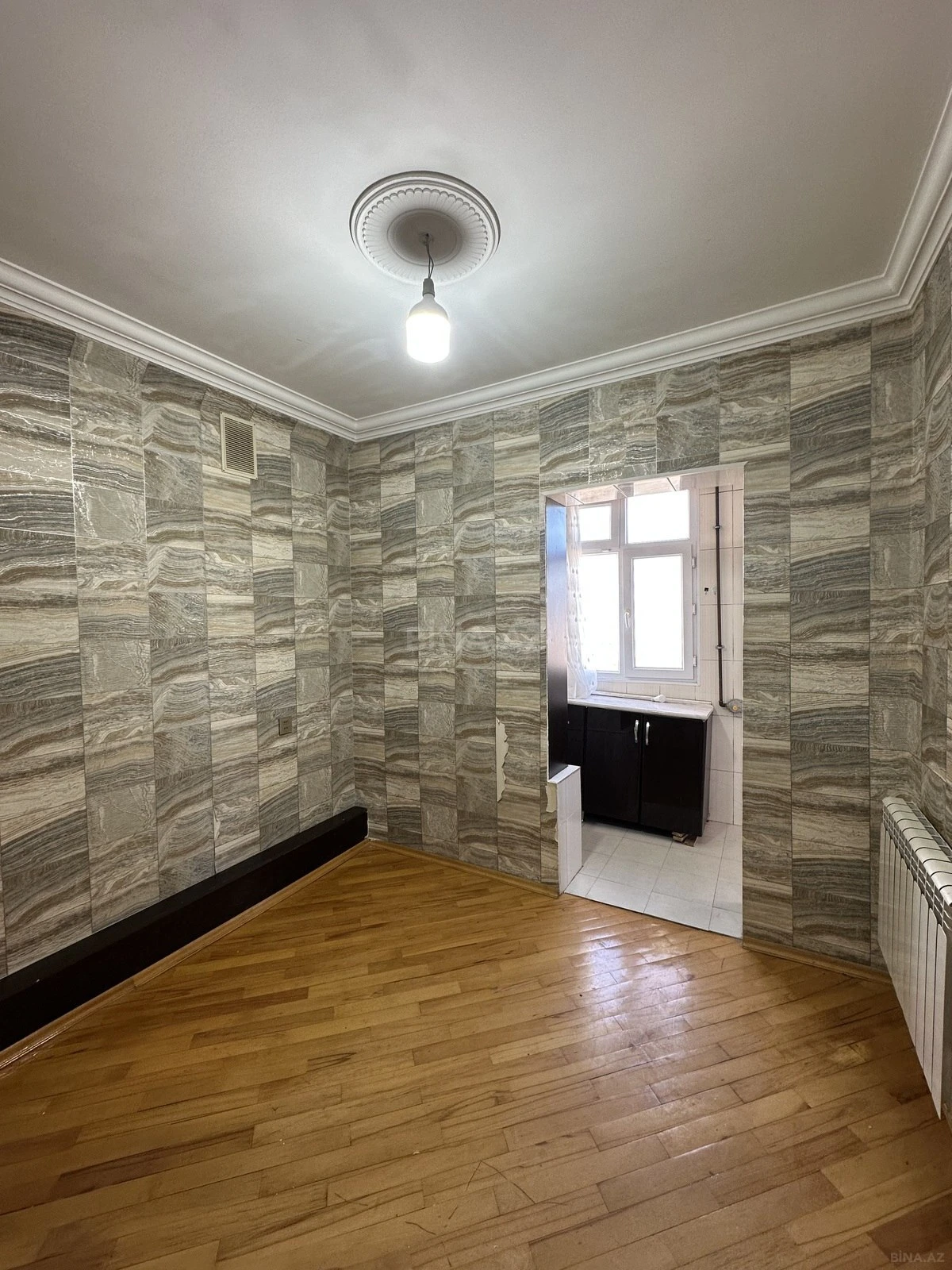 Satılır 2 otaqlı mənzil 68 m²