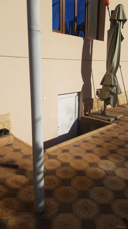 Satılır 4 otaqlı həyət evi 130 m²