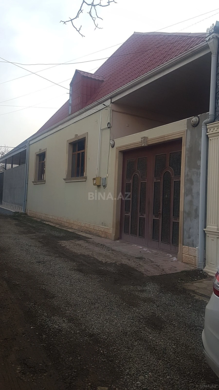 Satılır 4 otaqlı həyət evi 130 m²