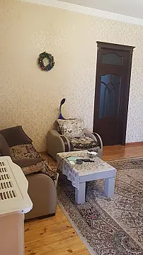 Satılır 4 otaqlı həyət evi 130 m²