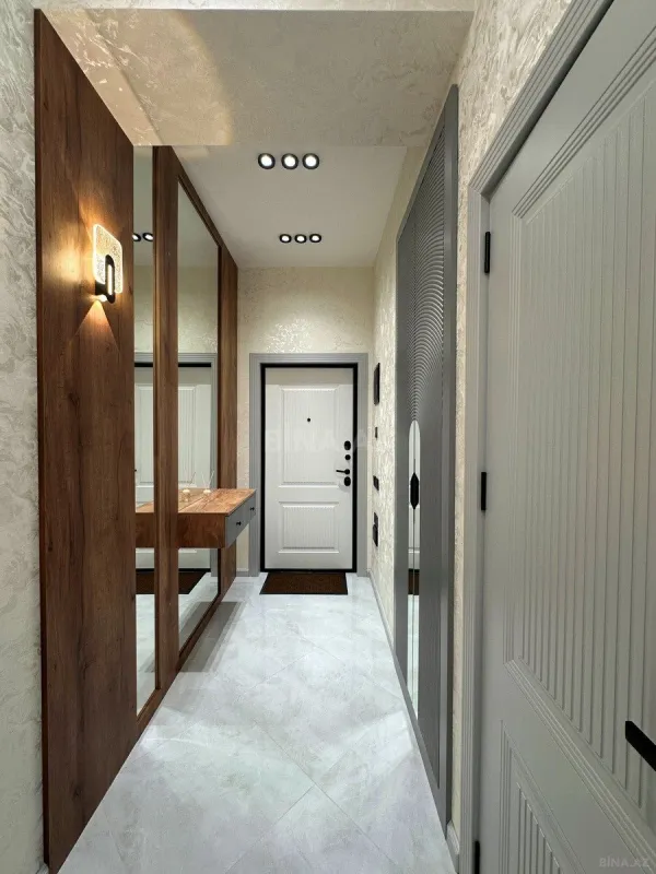 Satılır 2 otaqlı mənzil 84 m²