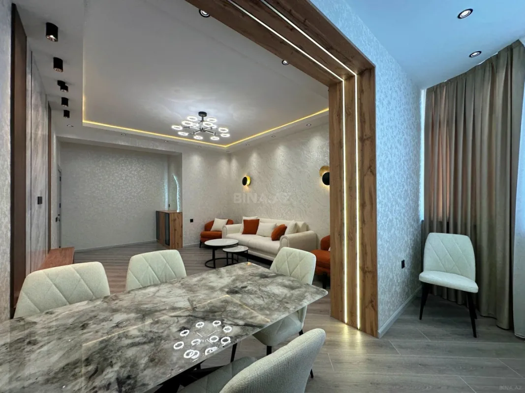 Satılır 2 otaqlı mənzil 84 m²