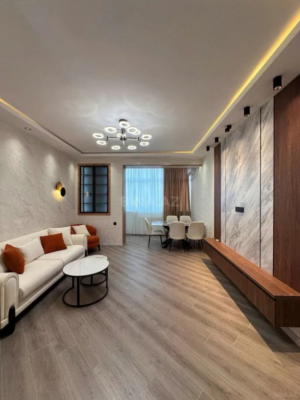 Satılır 2 otaqlı mənzil 84 m²