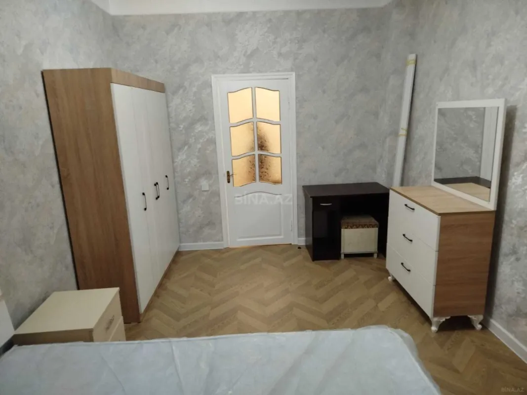 Kirayə verilir 2 otaqlı mənzil 55 m²