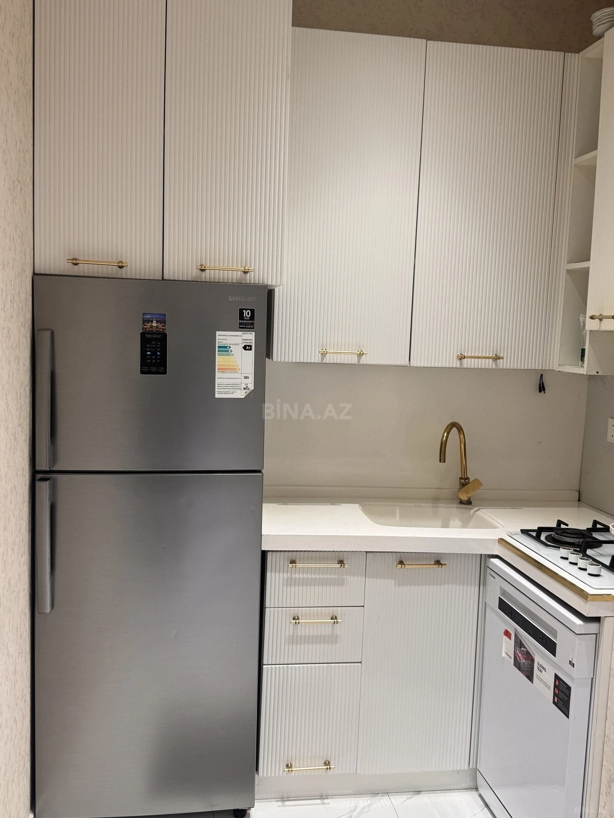 Kirayə verilir 3 otaqlı mənzil 93 m²