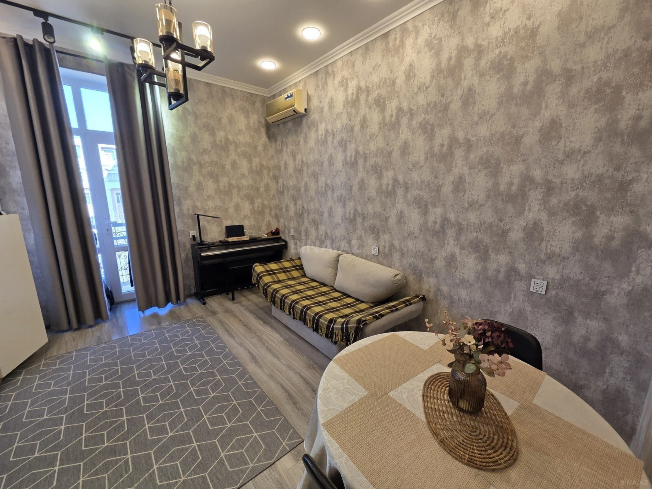 Satılır 3 otaqlı mənzil 85 m²