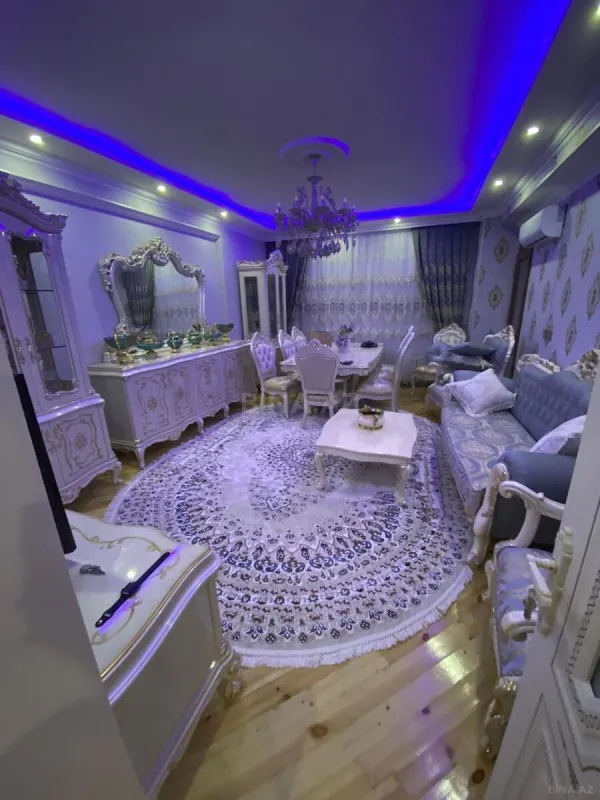 Kirayə verilir 2 otaqlı mənzil 65 m²