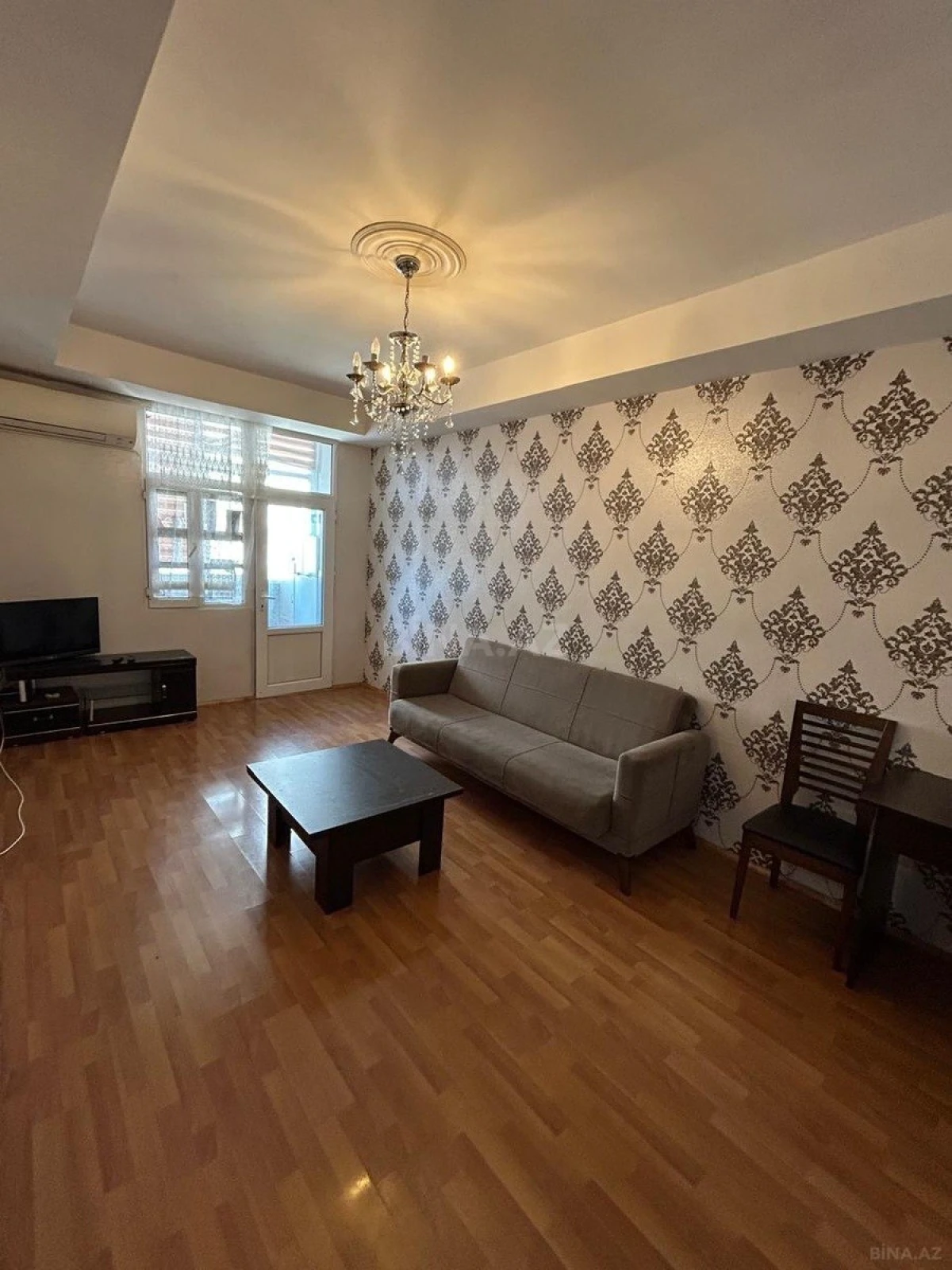 Kirayə verilir 2 otaqlı mənzil 55 m²