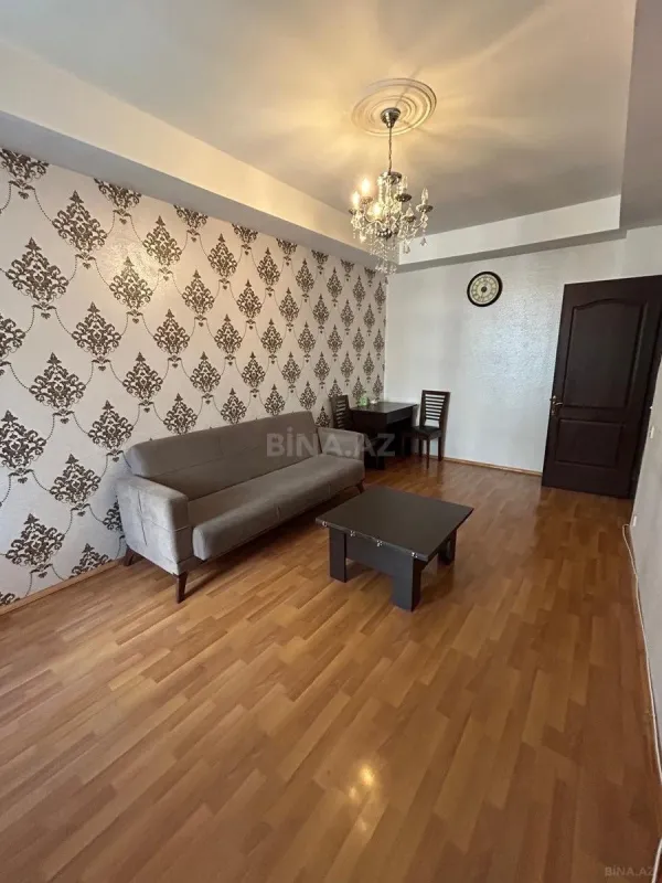Kirayə verilir 2 otaqlı mənzil 55 m²