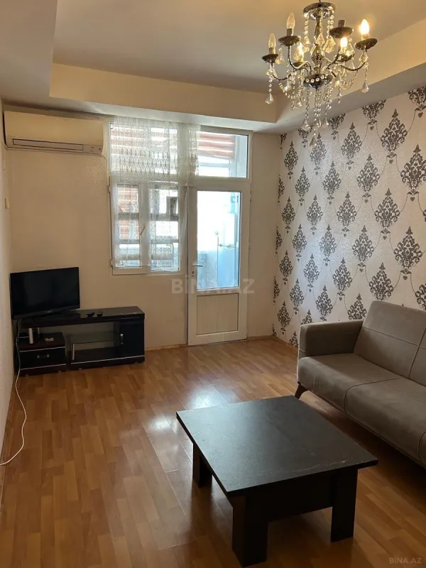 Kirayə verilir 2 otaqlı mənzil 55 m²