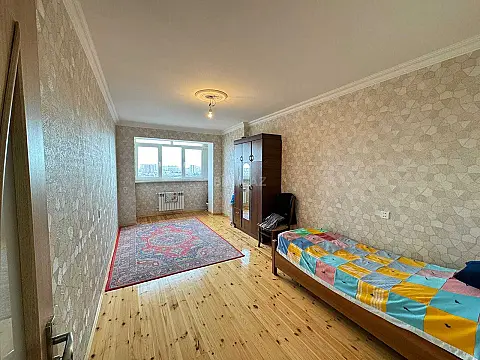 Satılır 5 otaqlı mənzil 110 m² — Bakı, 8-ci mikrorayon 5 otaq 110.00 m²