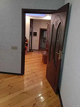 Kirayə verilir 2 otaqlı mənzil 70 m²