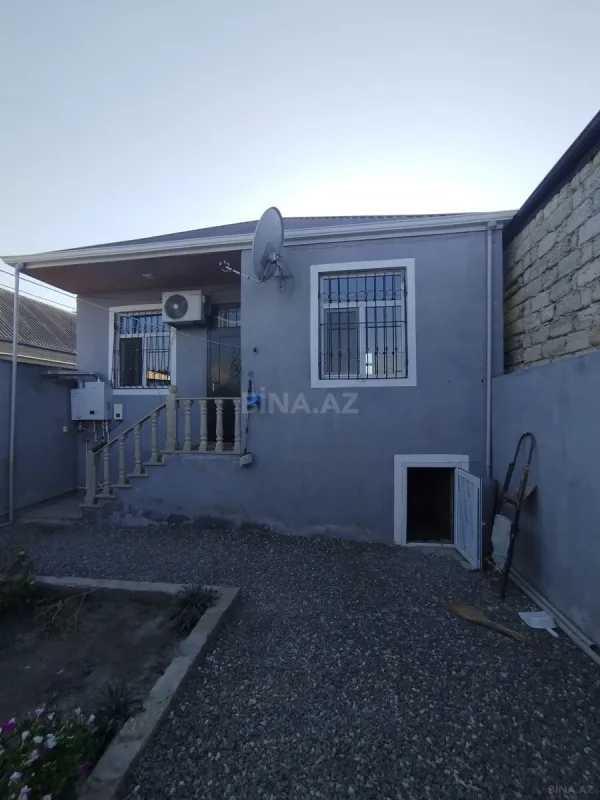 Satılır 3 otaqlı həyət evi 90 m²
