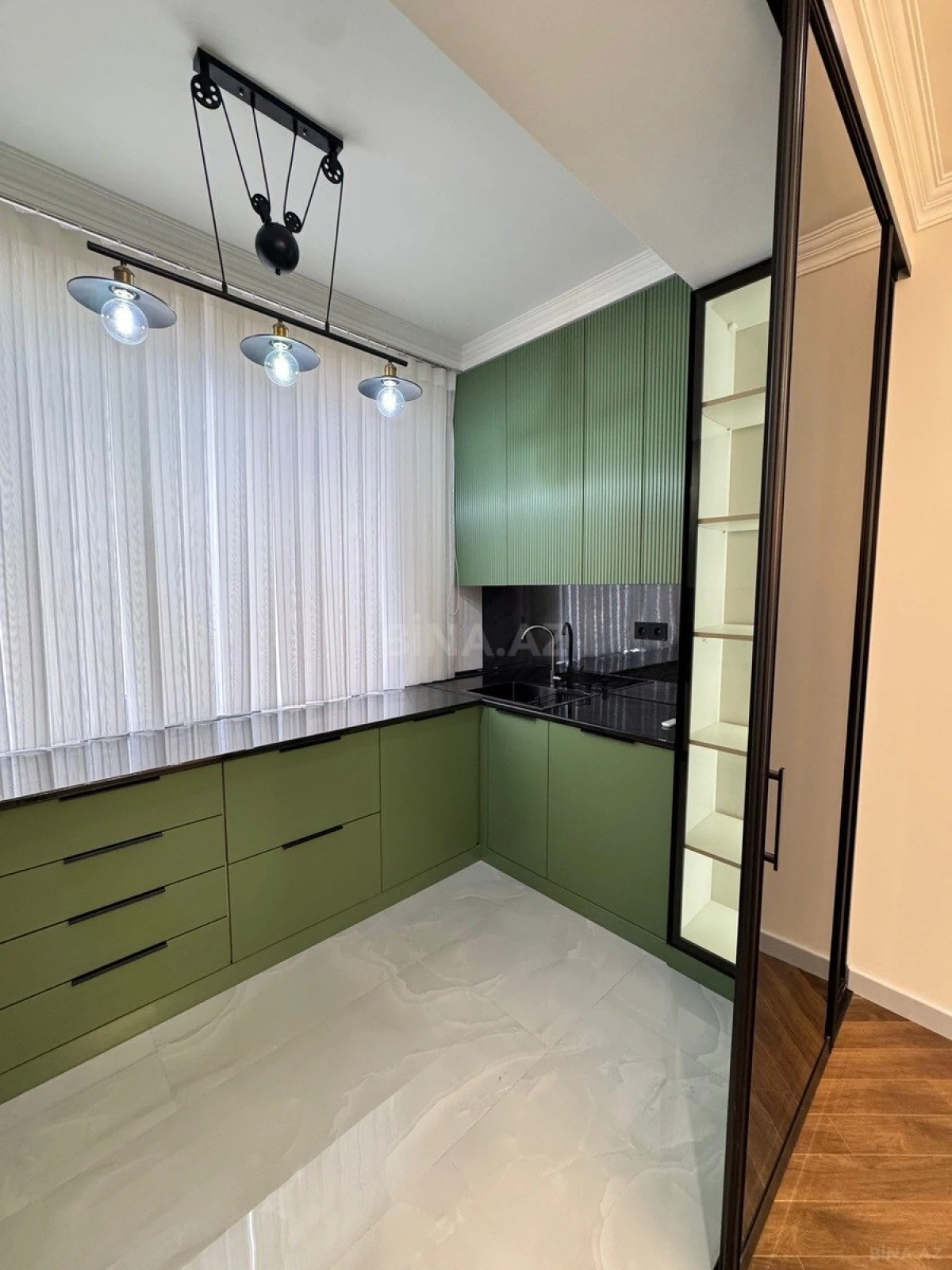 Satılır 3 otaqlı mənzil 86 m²