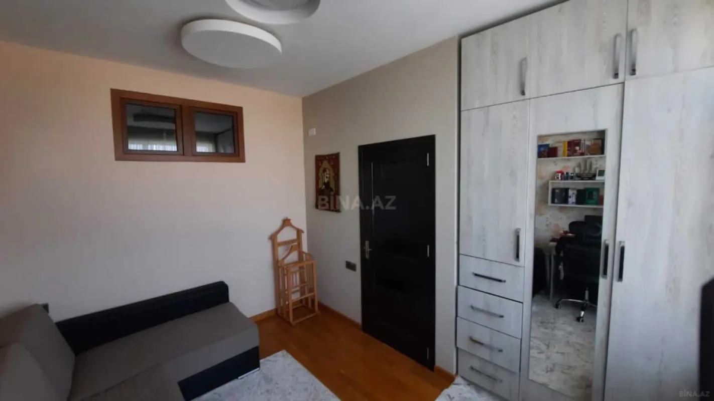 Satılır 3 otaqlı mənzil 95 m²