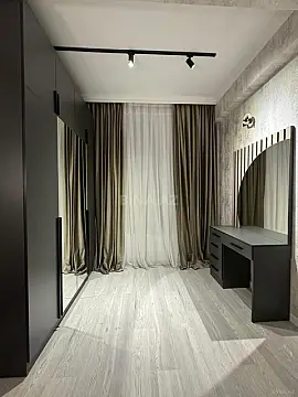 Kirayə verilir 2 otaqlı mənzil 92 m²