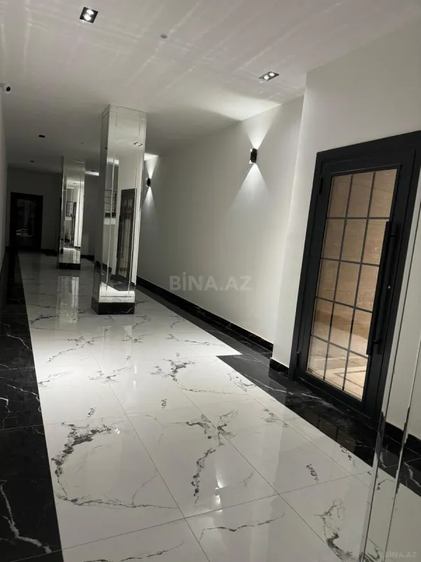 Kirayə verilir 2 otaqlı mənzil 92 m²