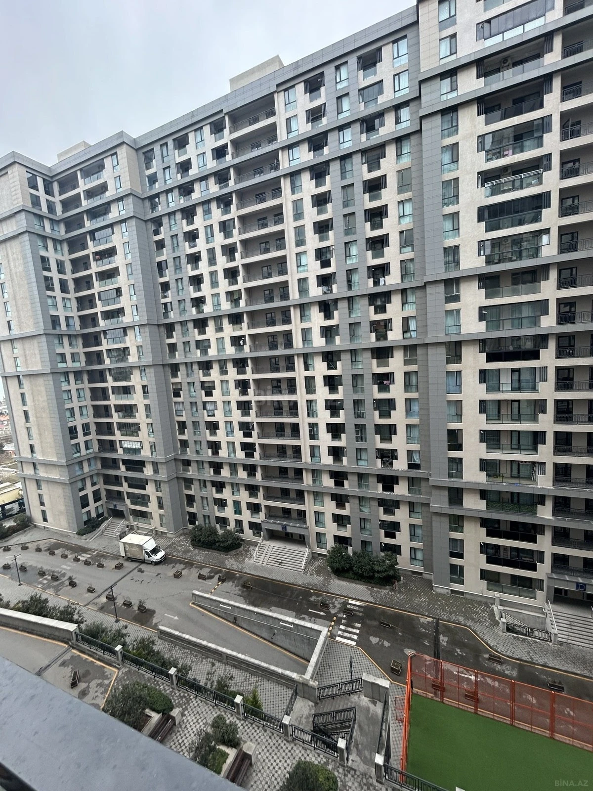 Kirayə verilir 2 otaqlı mənzil 60 m²