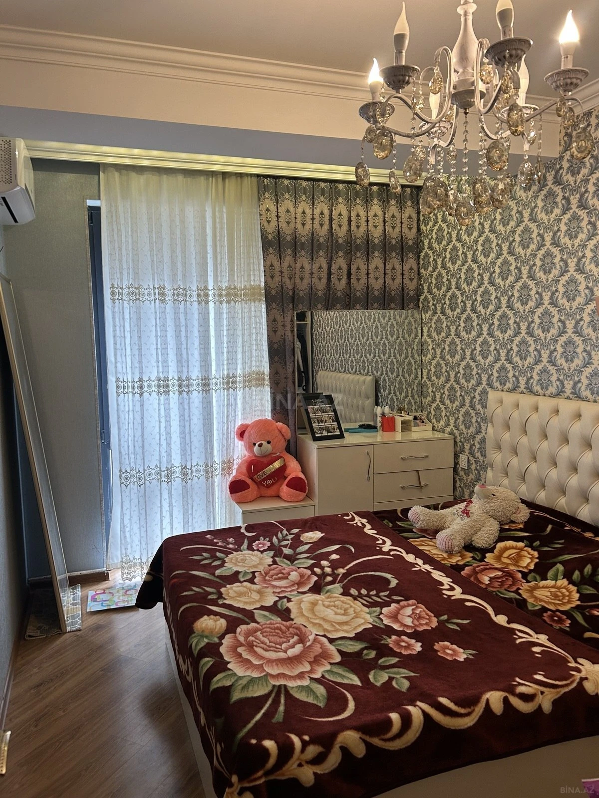Kirayə verilir 2 otaqlı mənzil 60 m²