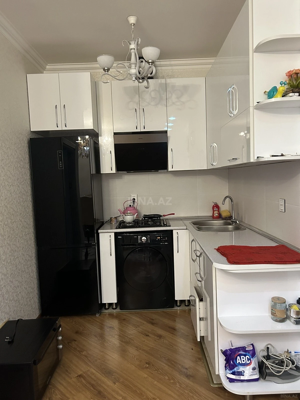 Kirayə verilir 2 otaqlı mənzil 60 m²