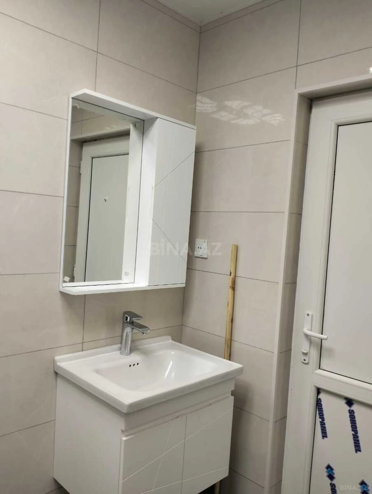Kirayə verilir 2 otaqlı mənzil 60 m²