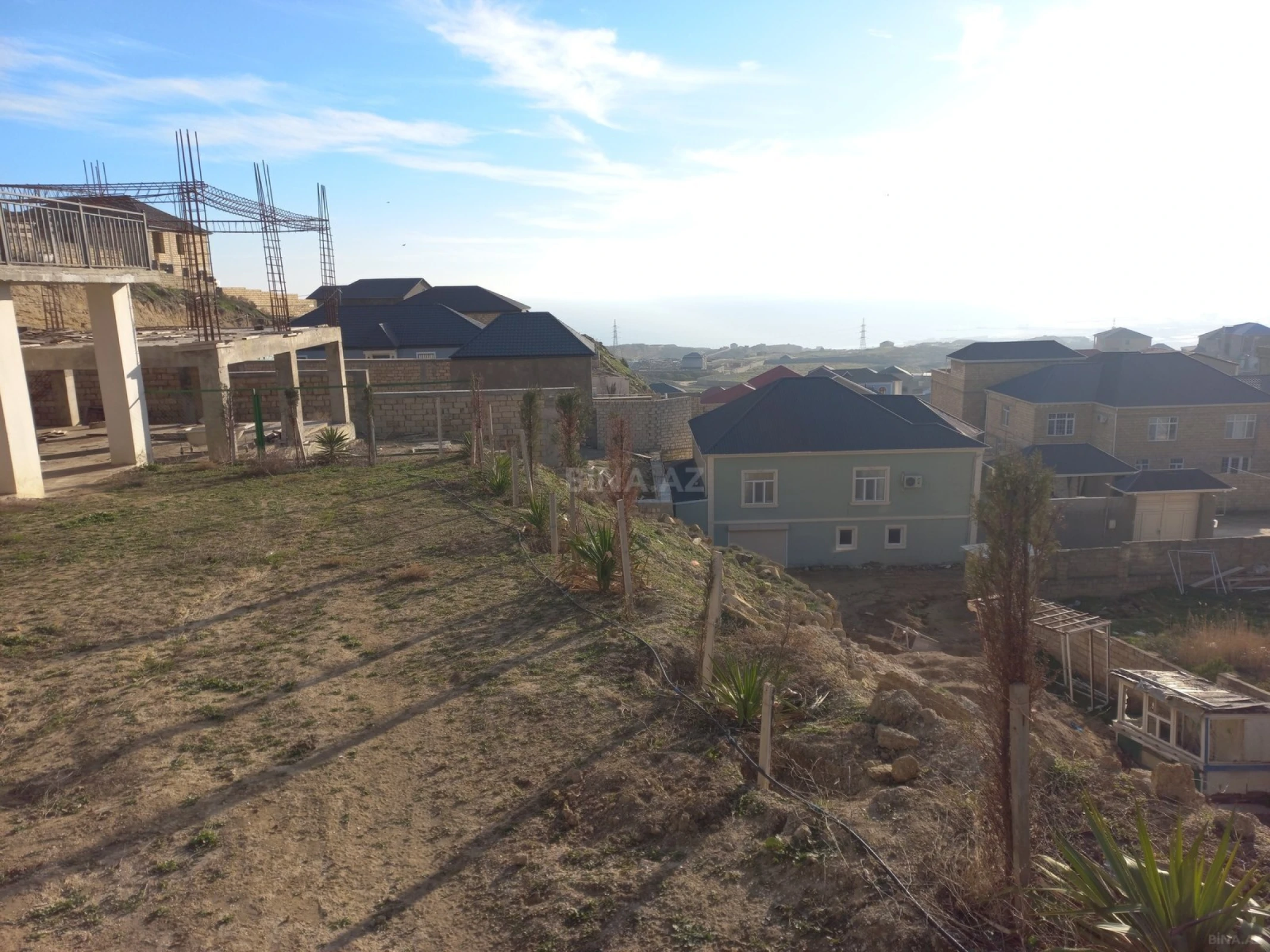 Satılır 4 otaqlı həyət evi 140 m²