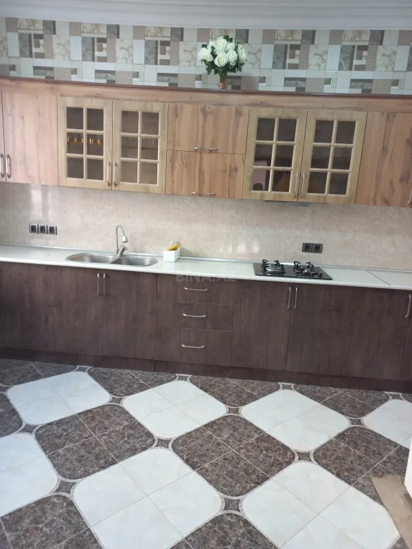 Satılır 4 otaqlı həyət evi 140 m²