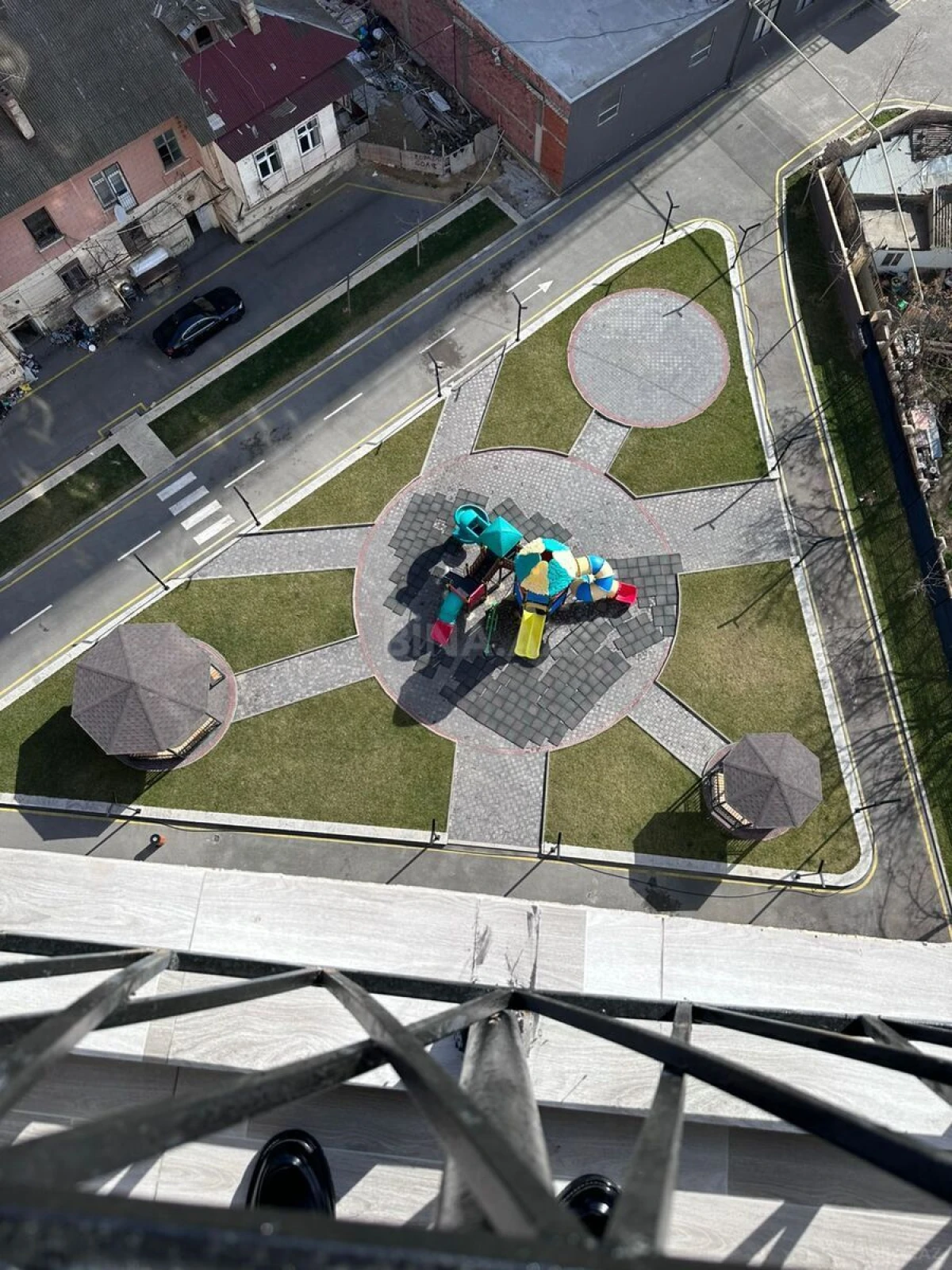 Kirayə verilir 3 otaqlı mənzil 123 m²