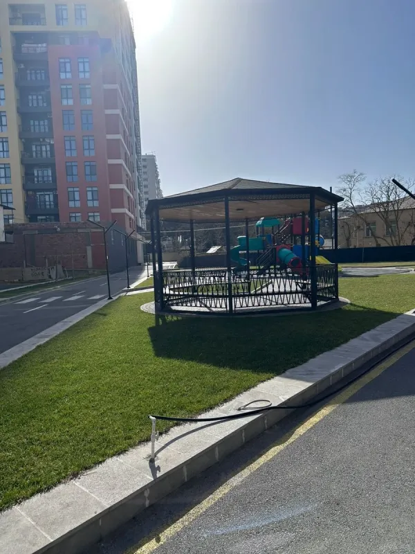 Kirayə verilir 3 otaqlı mənzil 123 m²