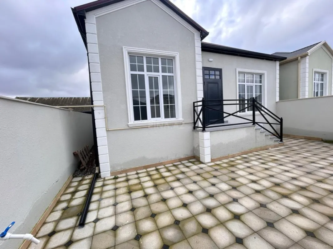 Satılır 3 otaqlı həyət evi 108 m²