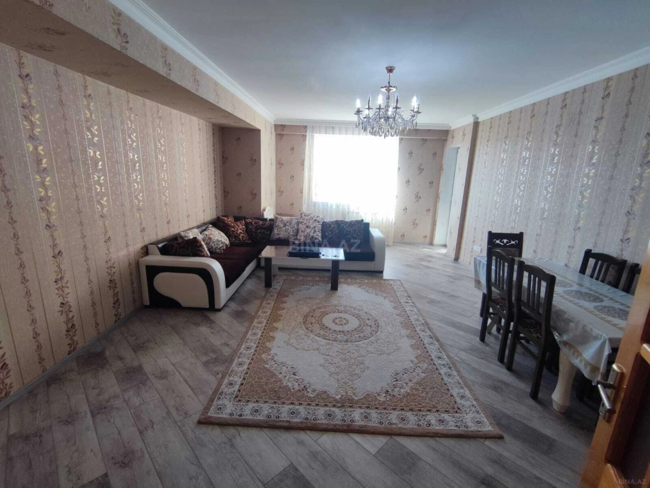 Kirayə verilir 3 otaqlı mənzil 110 m²