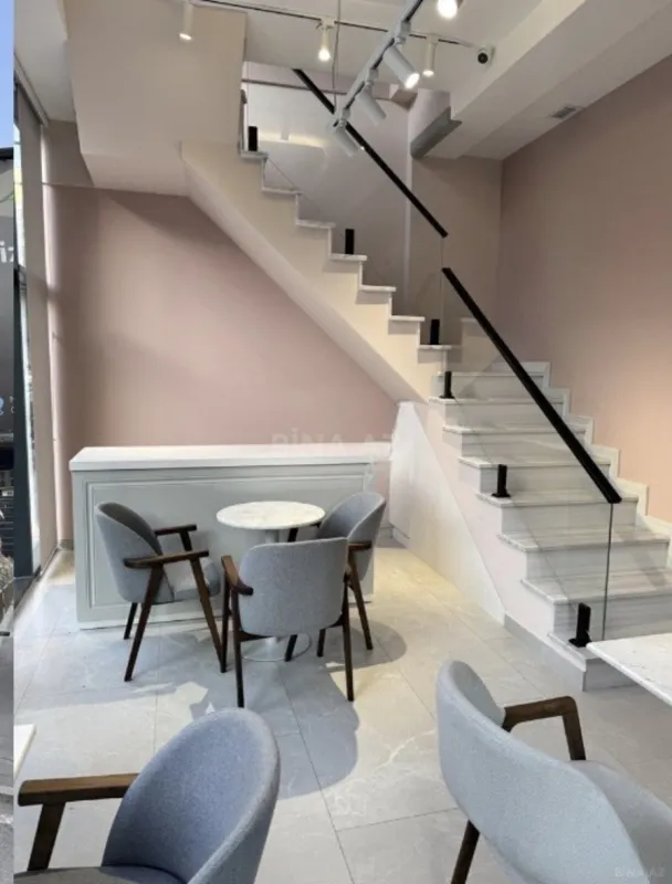 Kirayə verilir obyekt 88 m²