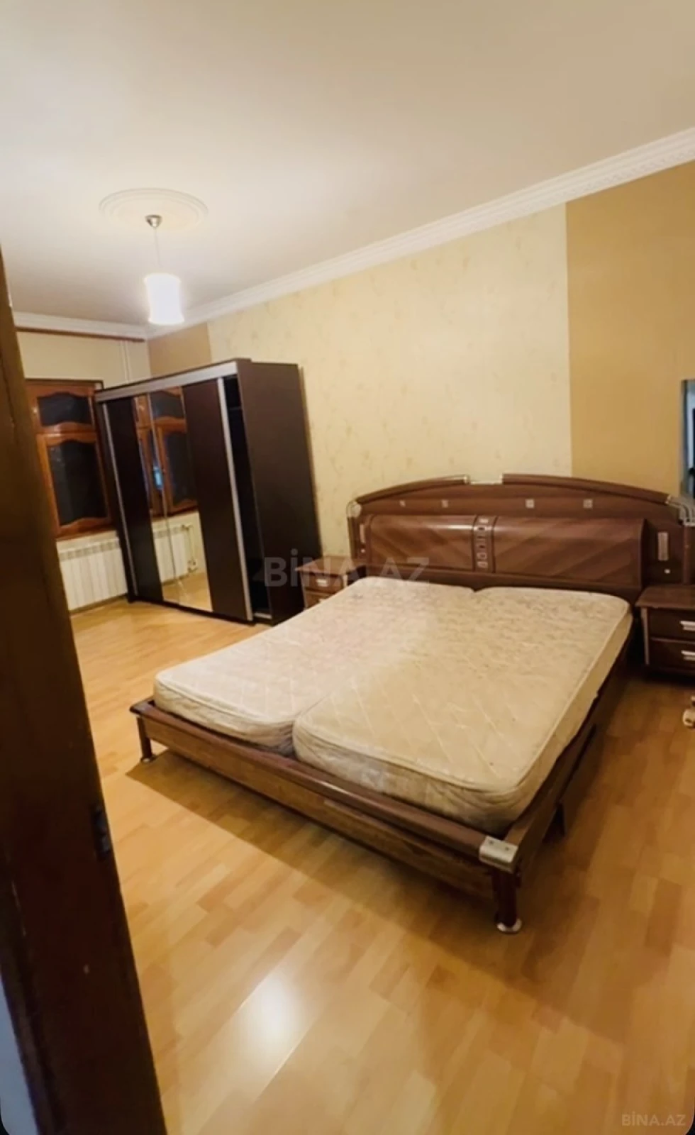 Kirayə verilir 3 otaqlı mənzil 130 m²