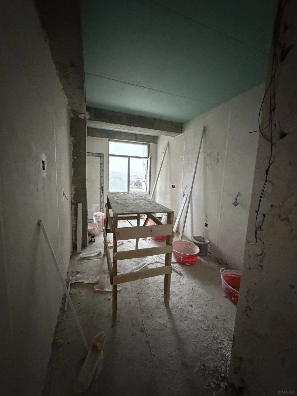 Satılır 3 otaqlı mənzil 103 m²