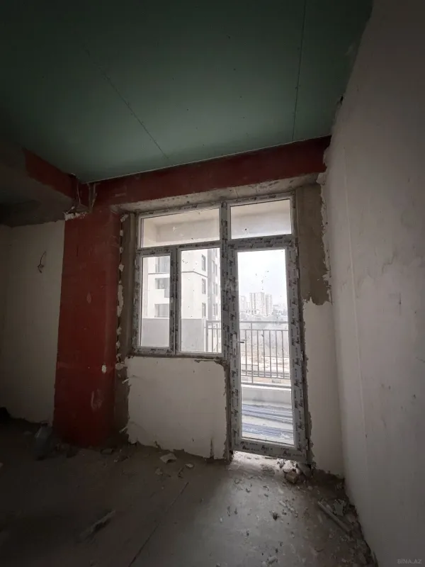 Satılır 3 otaqlı mənzil 103 m²