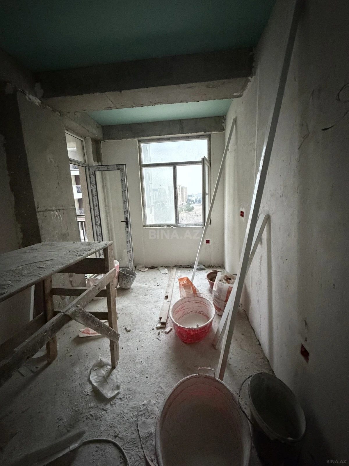 Satılır 3 otaqlı mənzil 103 m²