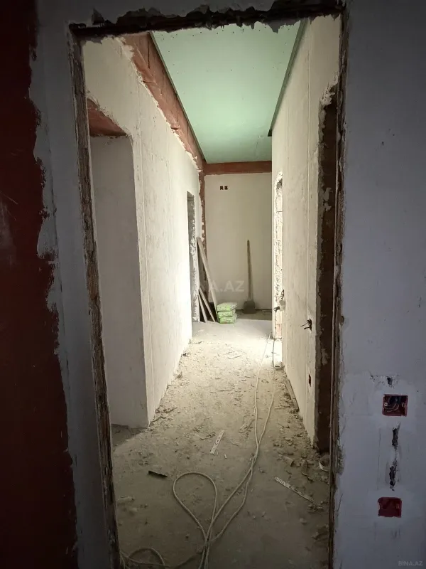 Satılır 3 otaqlı mənzil 103 m²