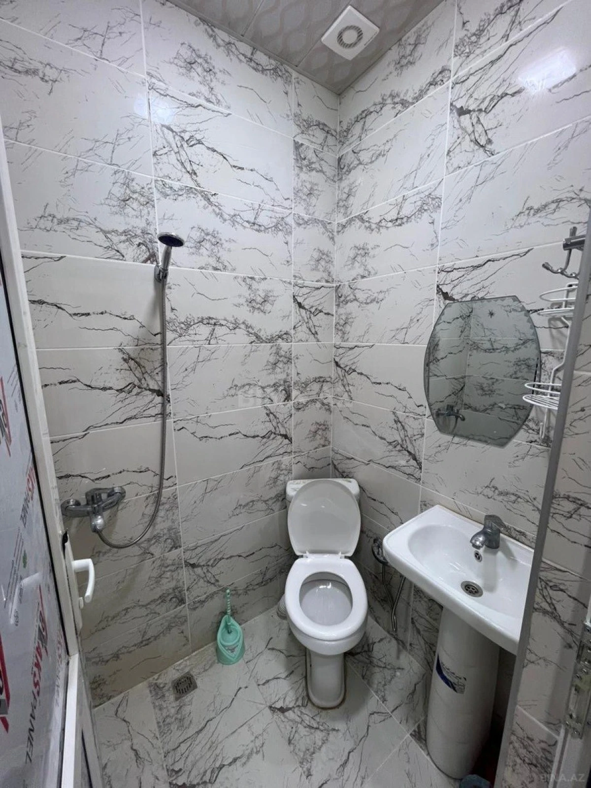 Kirayə verilir 2 otaqlı mənzil 60 m²